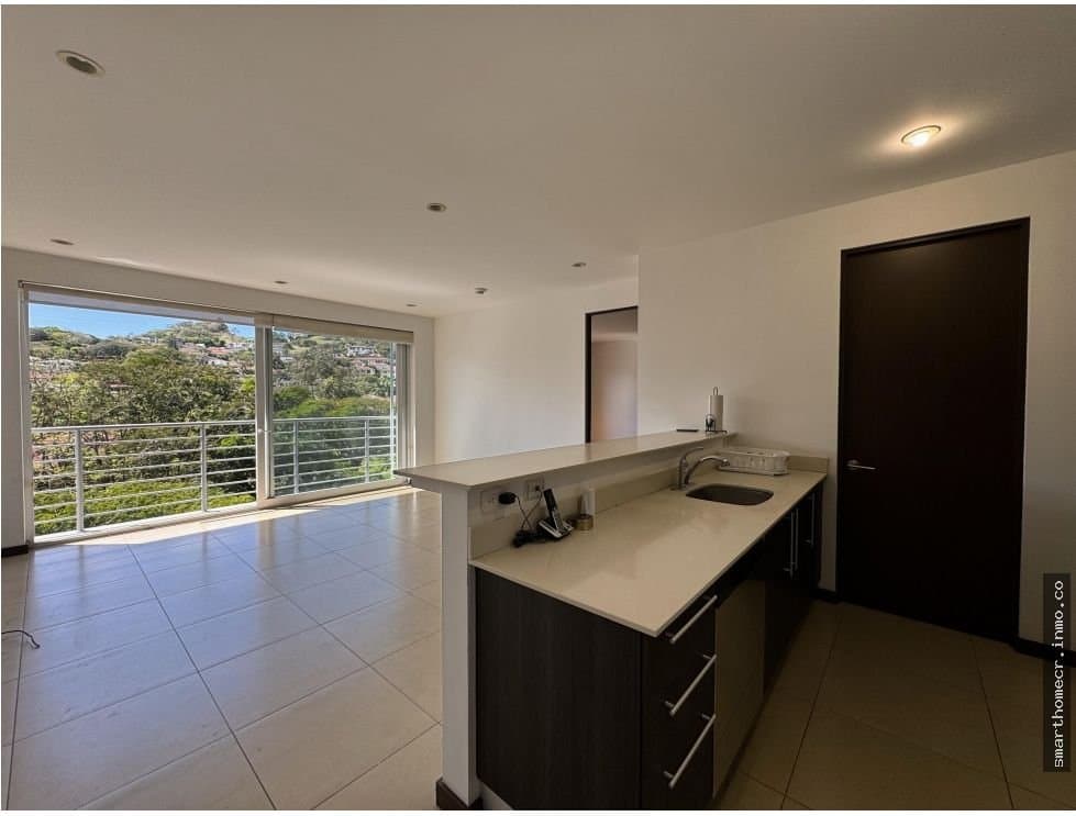 Alquiler/venta de apartamento en distrito 4, escazú