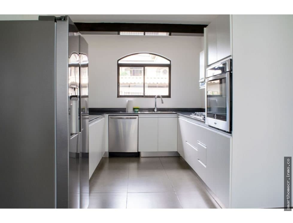 Alquiler y venta de casa en santa ana