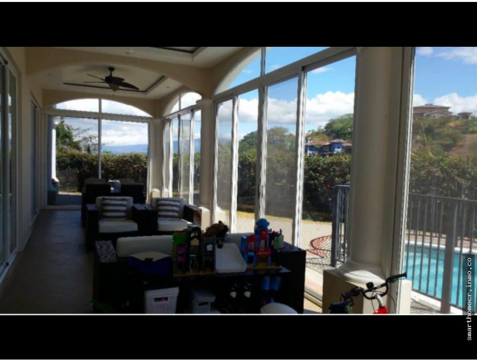 Se vende- se alquila casa en santa ana