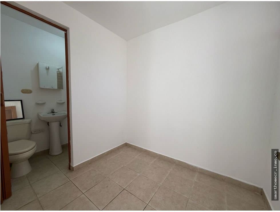 Alquiler de casa en condominio - jaboncillos
