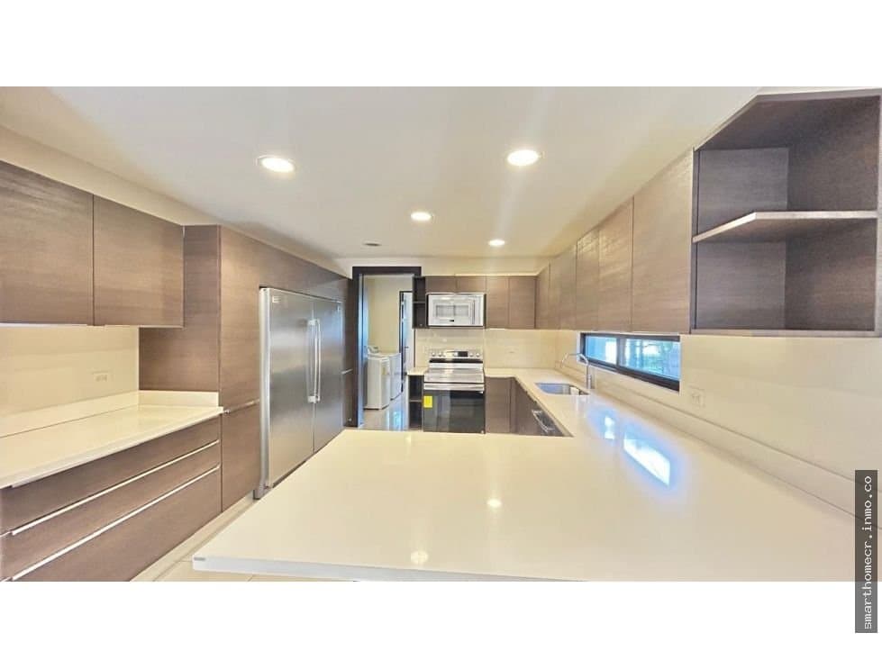 Alquiler - venta de casa en condominio residencial en guachipelín