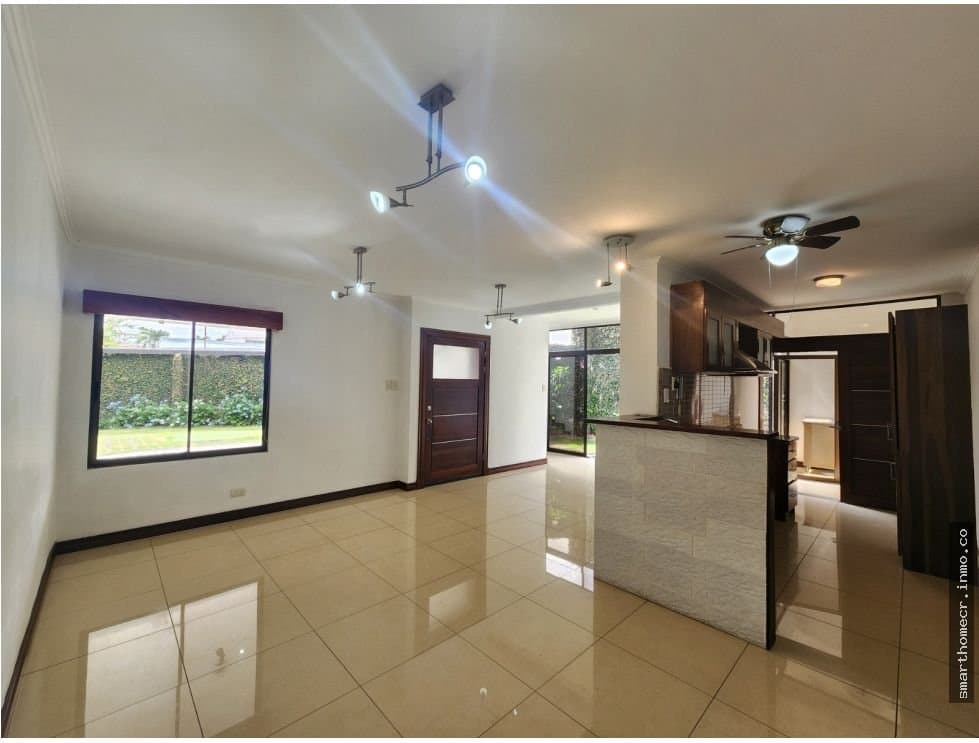Alquiler de casa en condominio exclusivo en belén