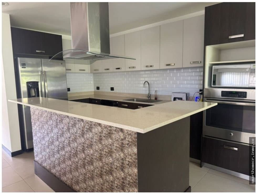 Alquiler de casa en condominio bosques de carao, pozos, santa ana