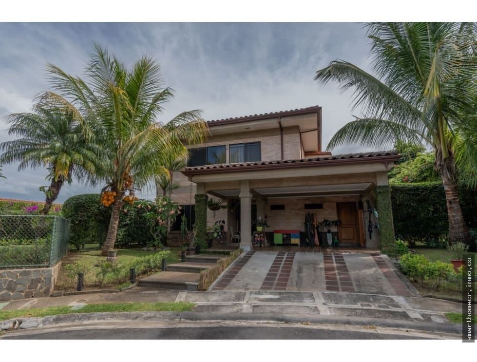 Alquiler de casa condominio puerta de hierro, santa ana