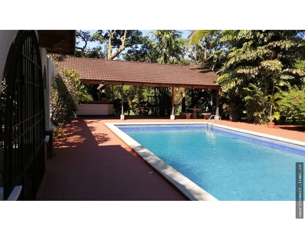 Se alquila quinta en la garita