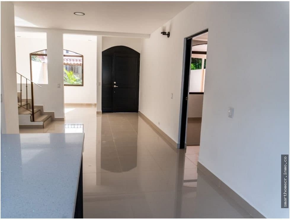 Se vende casa independiente en ciudad colon