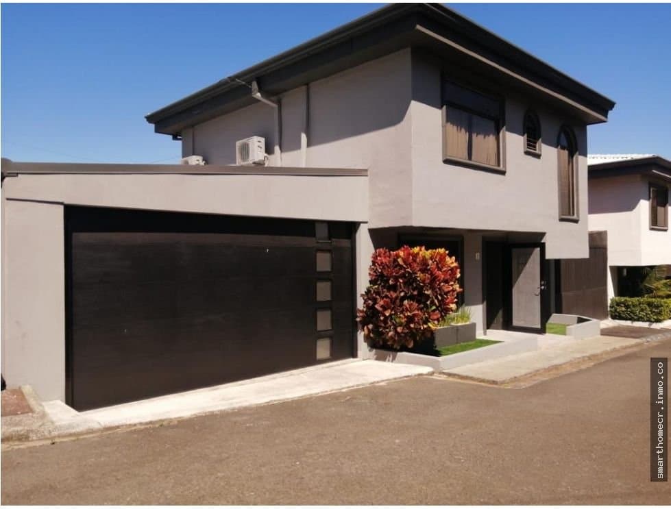 Se vende casa en guachipelin, escazú