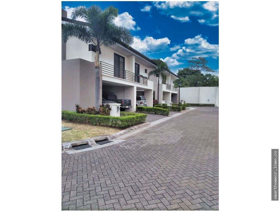Alquiler y venta townhouse en parques del sol