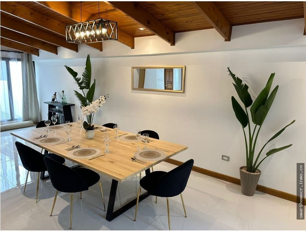 Se vende casa independiente santa ana rio oro