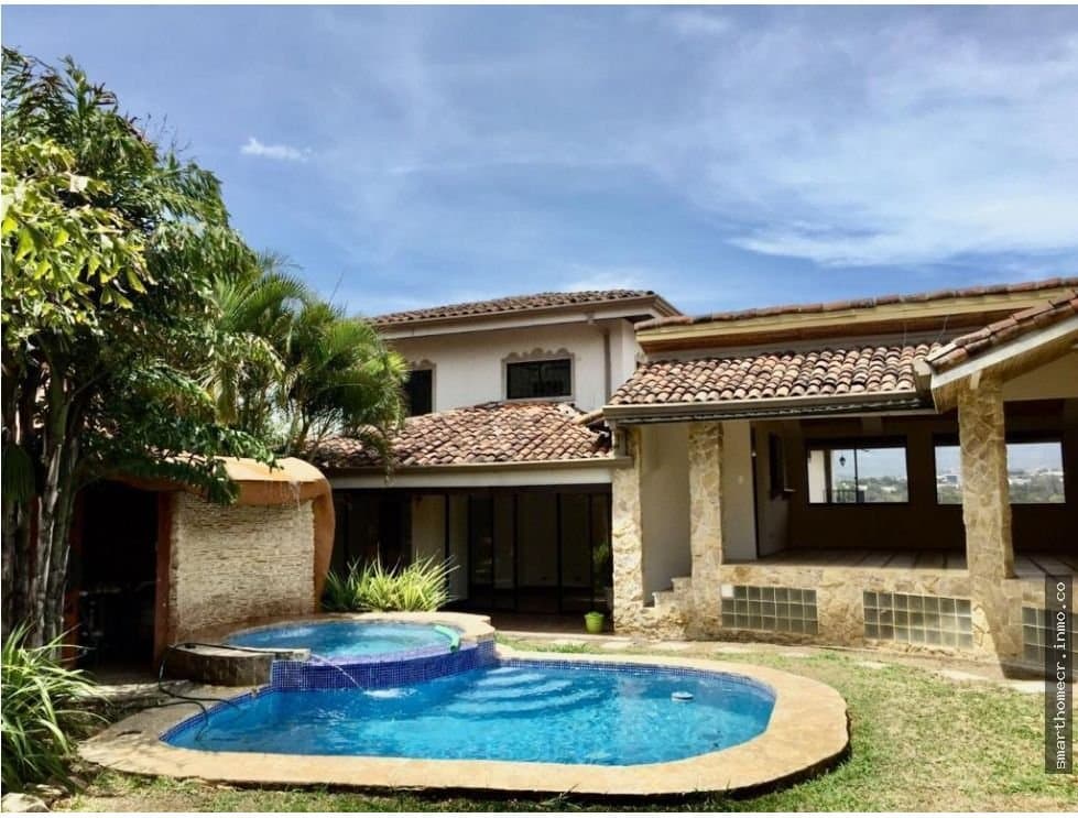 Secure Home in Escazú