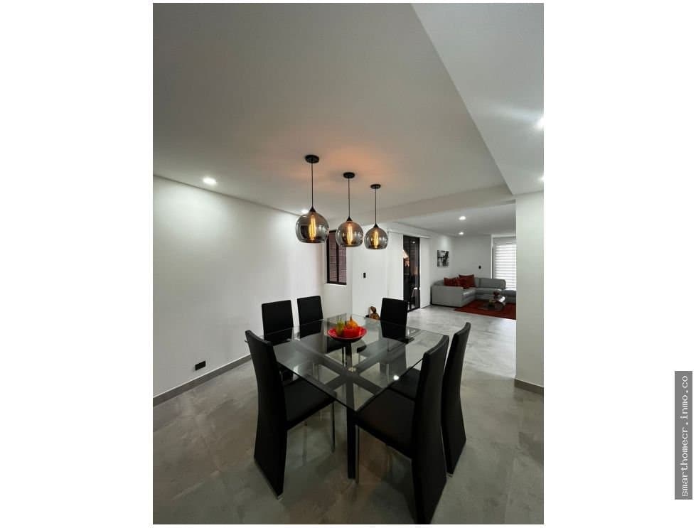 Se vende casa en escazú