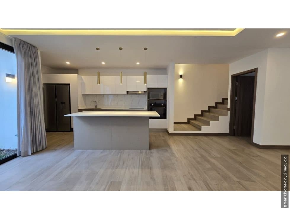 Alquiler de casa en condominio santa ana urbano, santa ana
