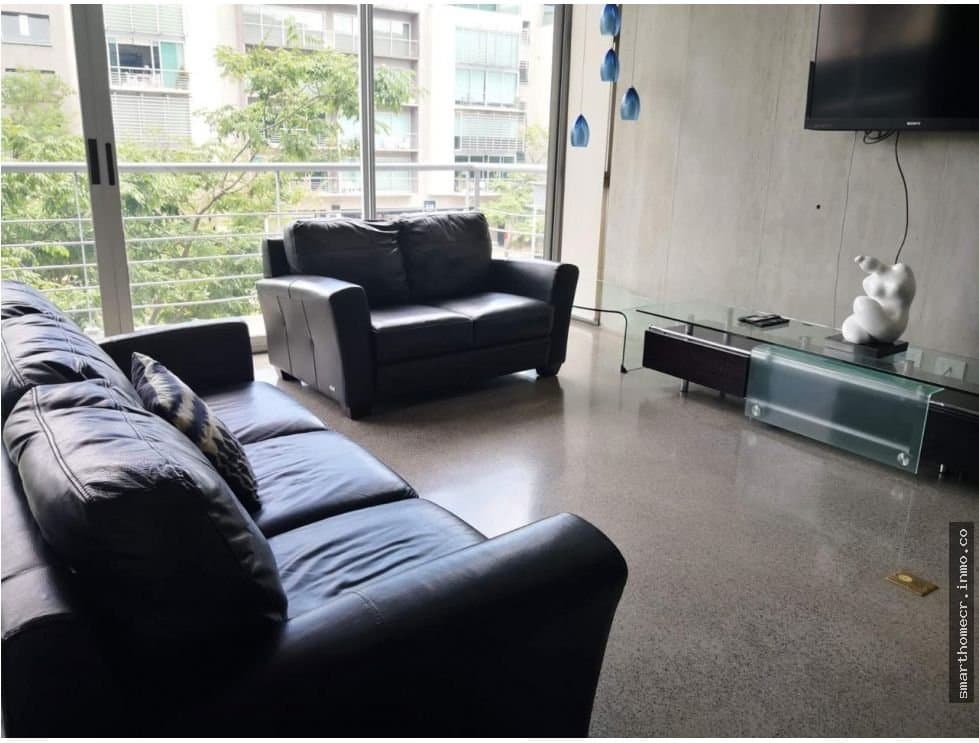 Se alquila apartamento en condominio san rafael de escazú