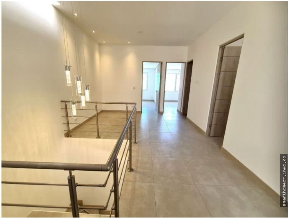 Alquiler de casa para estrenar en guachipelín