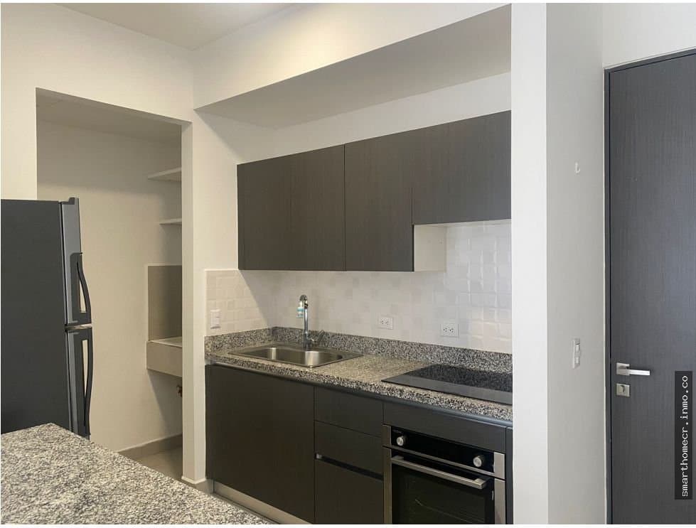 Se vende o se alquila apartamento en heredia