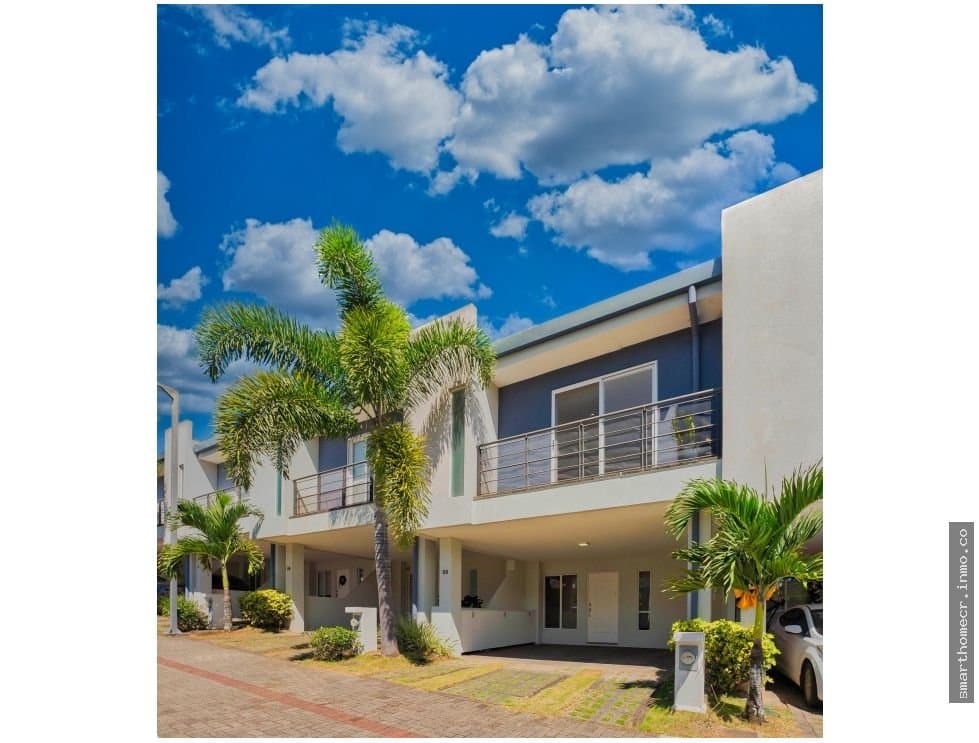 Venta de casa en condominio - lomas de santa ana