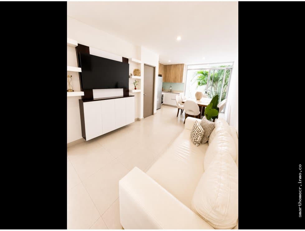 Venta de casa en condominio, santa ana