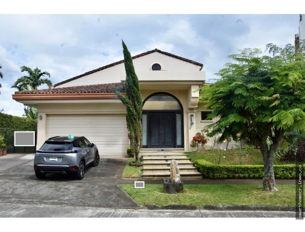 Se vende casa en condominio, santa ana