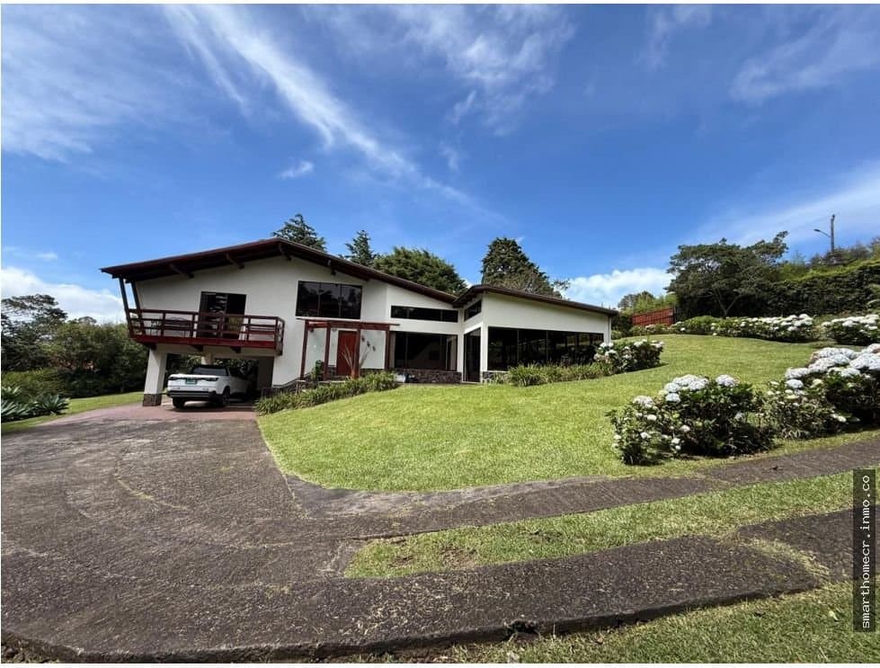 Se alquila chalet moderno en heredia – san rafael, el castillo