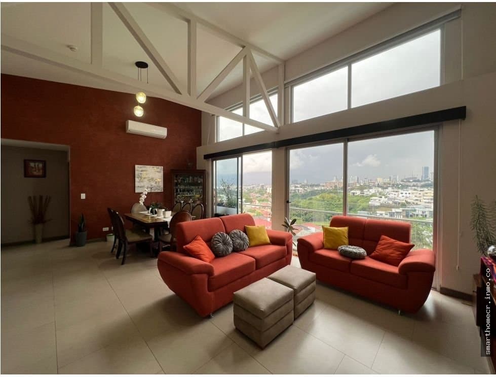 Se vende penthouse en escazu