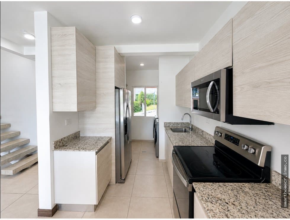 Alquiler de casa en condominio caoba, ciudad colón