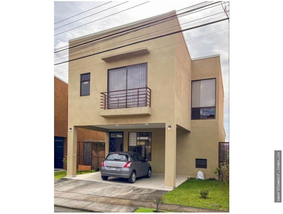 Alquiler de casa en condominio en alajuela