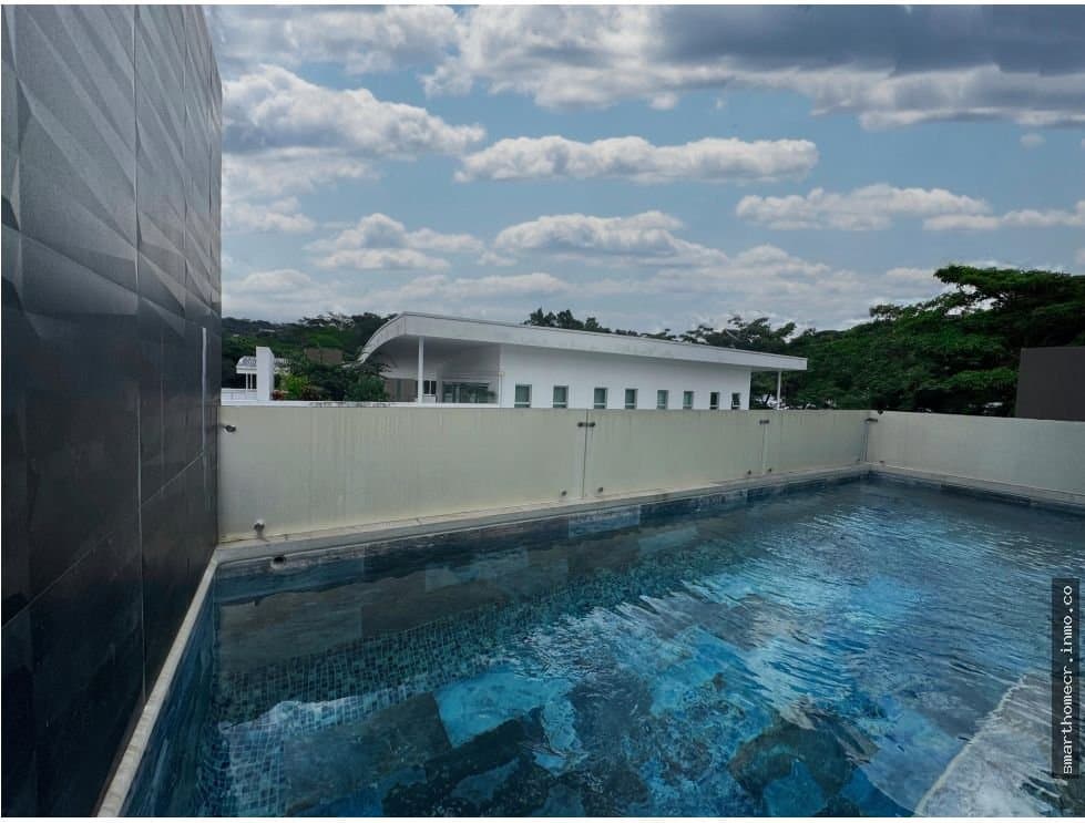 Alquiler/venta de casa en condominio, santa ana