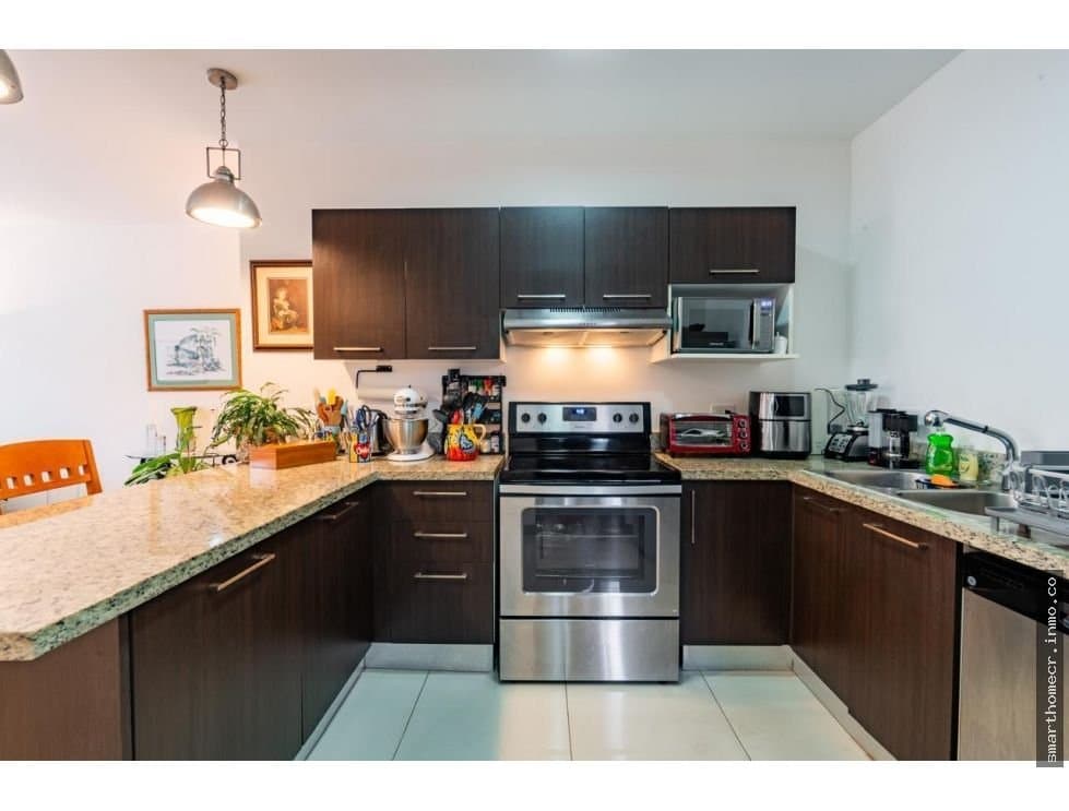 Alquiler / venta de apartamento en condominio tempo, santa ana