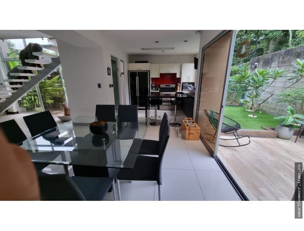 Se alquila casa en santa ana rio oro