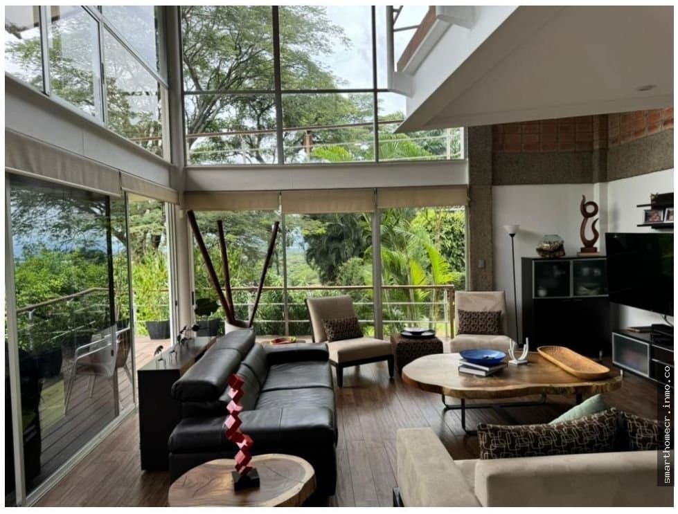 Venta de casa contemporanea villa real, santa ana