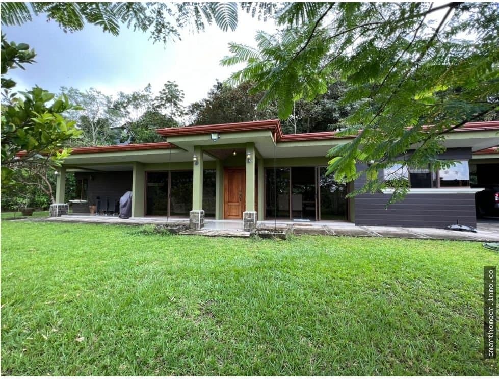 Se vende casa de una planta ciudad colon