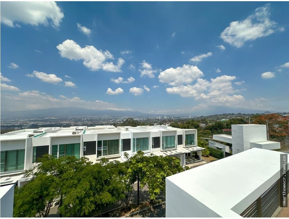 Alquiler de casa en san antonio de escazu