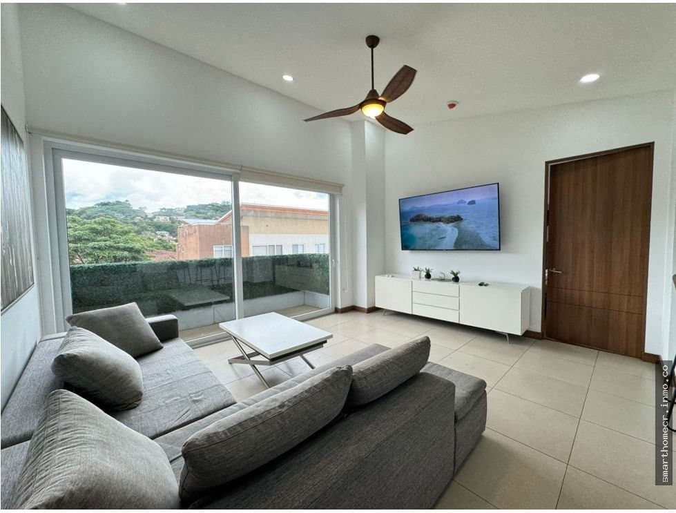 Se alquila apartamento en escazu - distrito 4