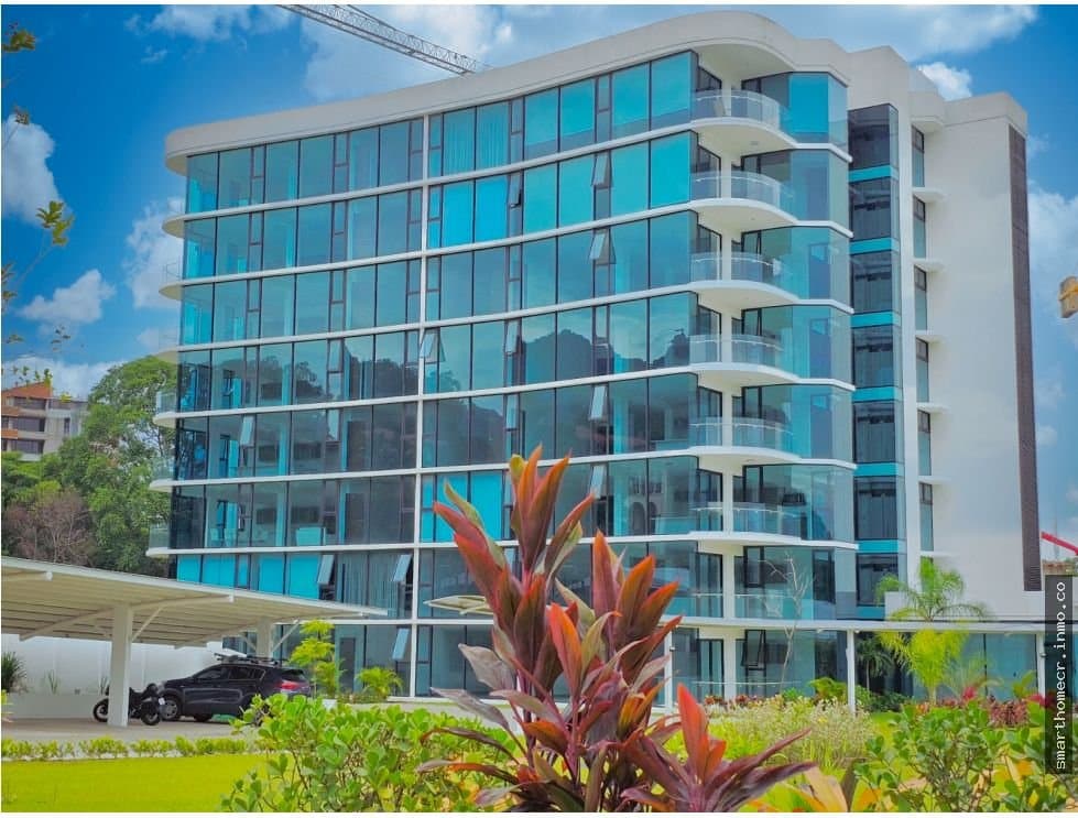 Se venden modernas residencias con excelente ubicación