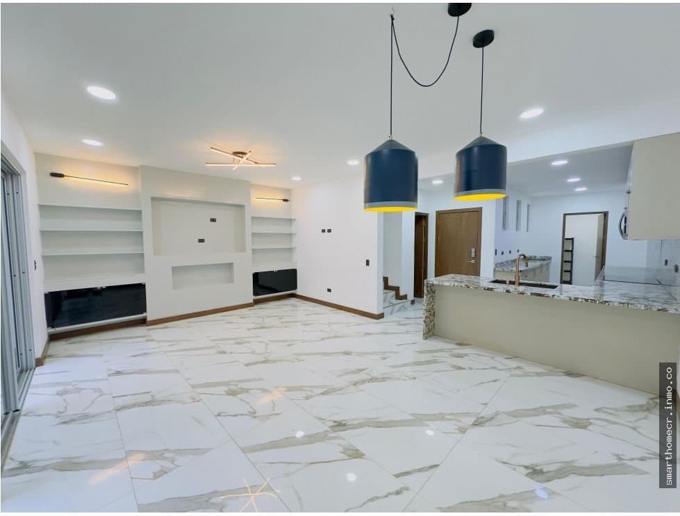 Alquiler de casa en condominio en bello horizonte, escazú