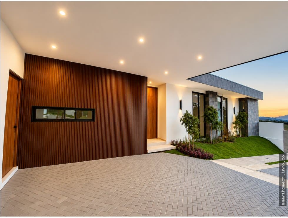 Venta de casa nueva de una planta en condominio, pozos santa ana