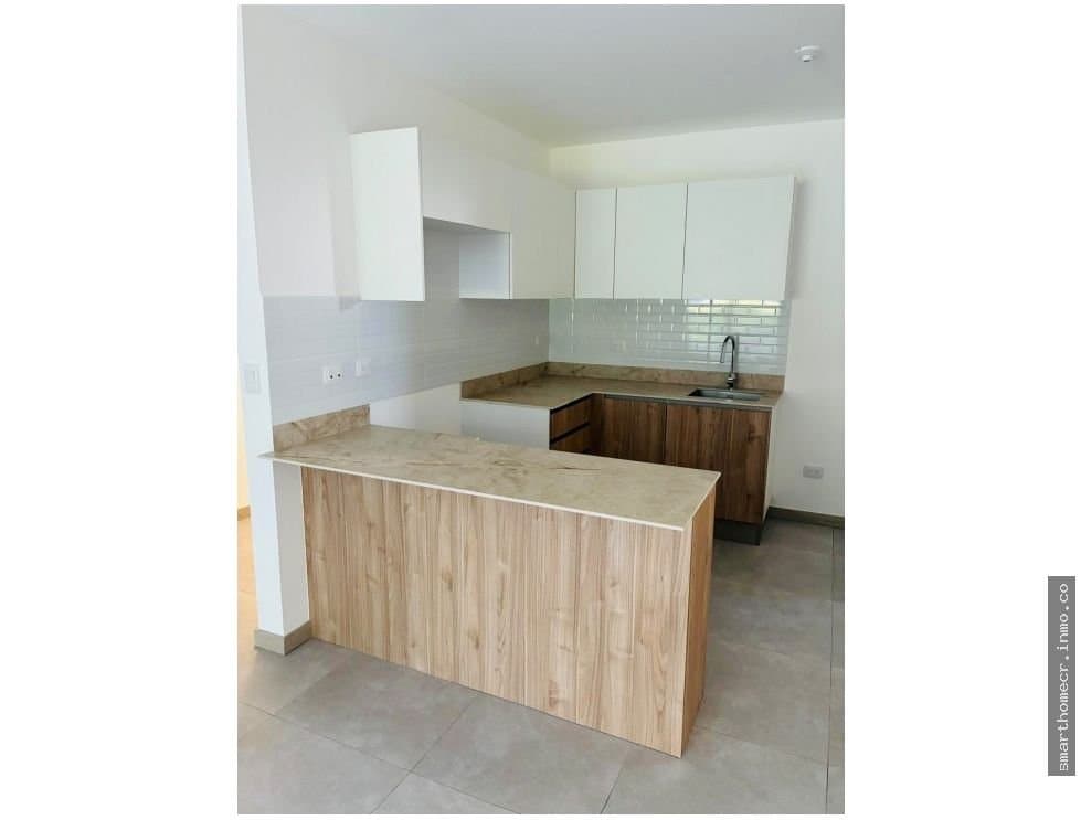 Alquiler de apartamento nuevo en vistas de lindora