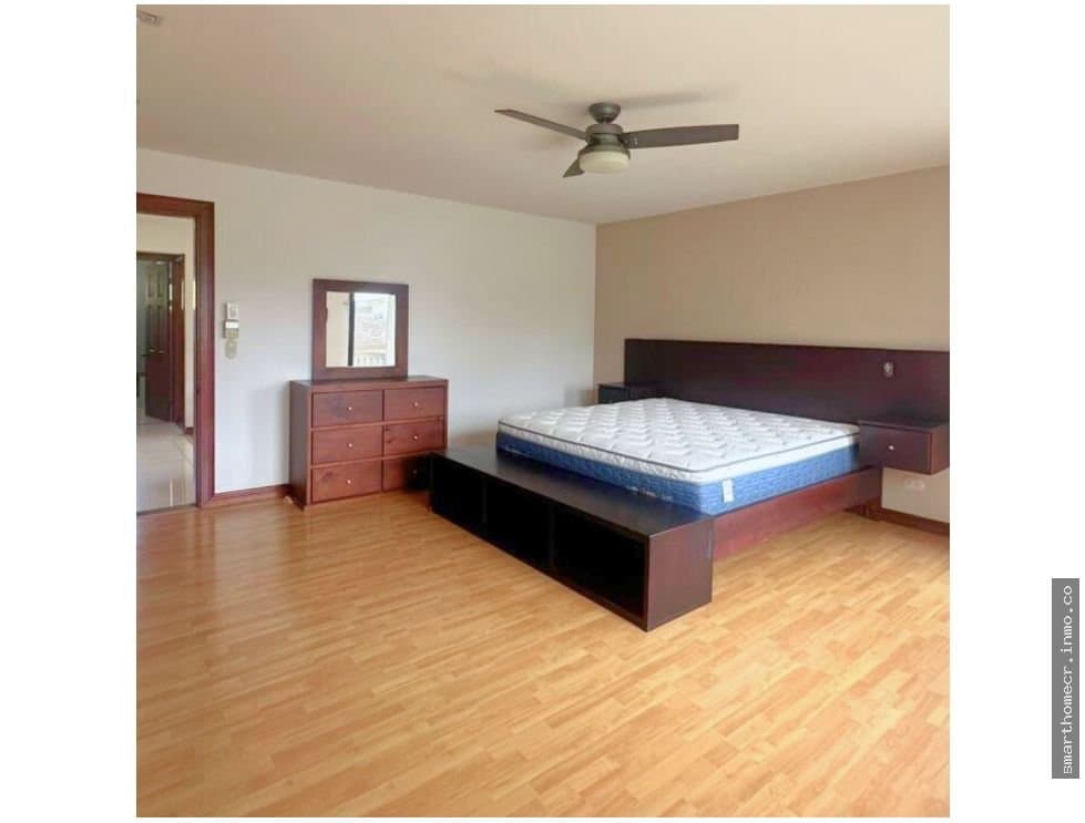 Se alquila casa en condominio - san rafael de escazu