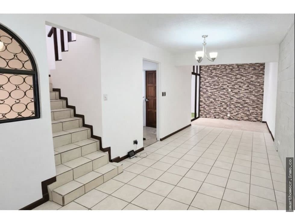 Alquiler de apartamento en trejos montealegre, escazú