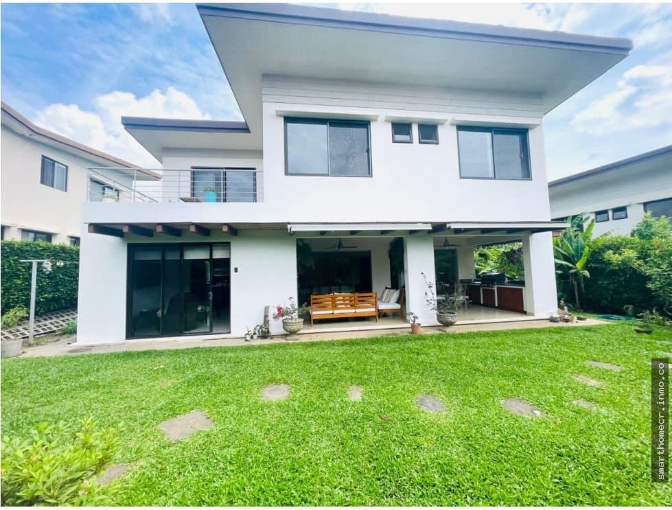 Maison à vendre avec jardin à Santa Ana
