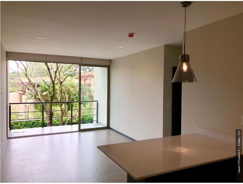 Se alquila apartamento en brasil de santa ana