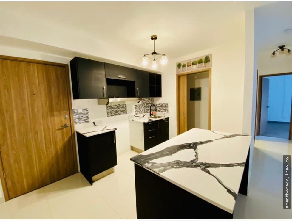 Se alquila apartamento en san nicolas de bari, santa ana