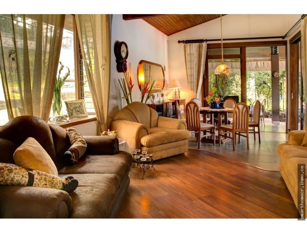 Se vende casa en san rafael de escazu