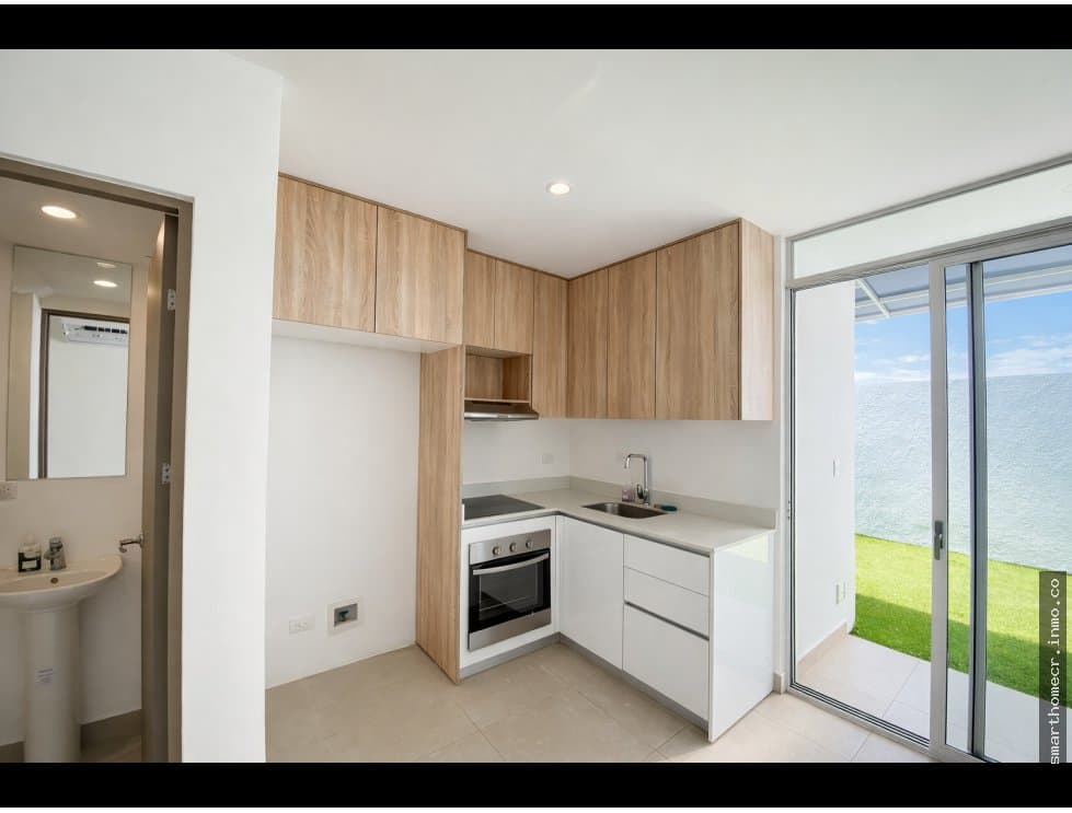 Alquiler de casa en condominio vistas de santa ana