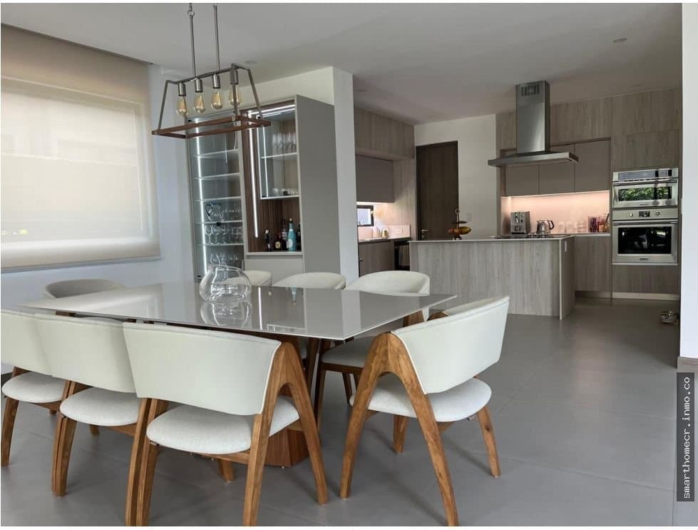 Venta de casa en latitud lindora