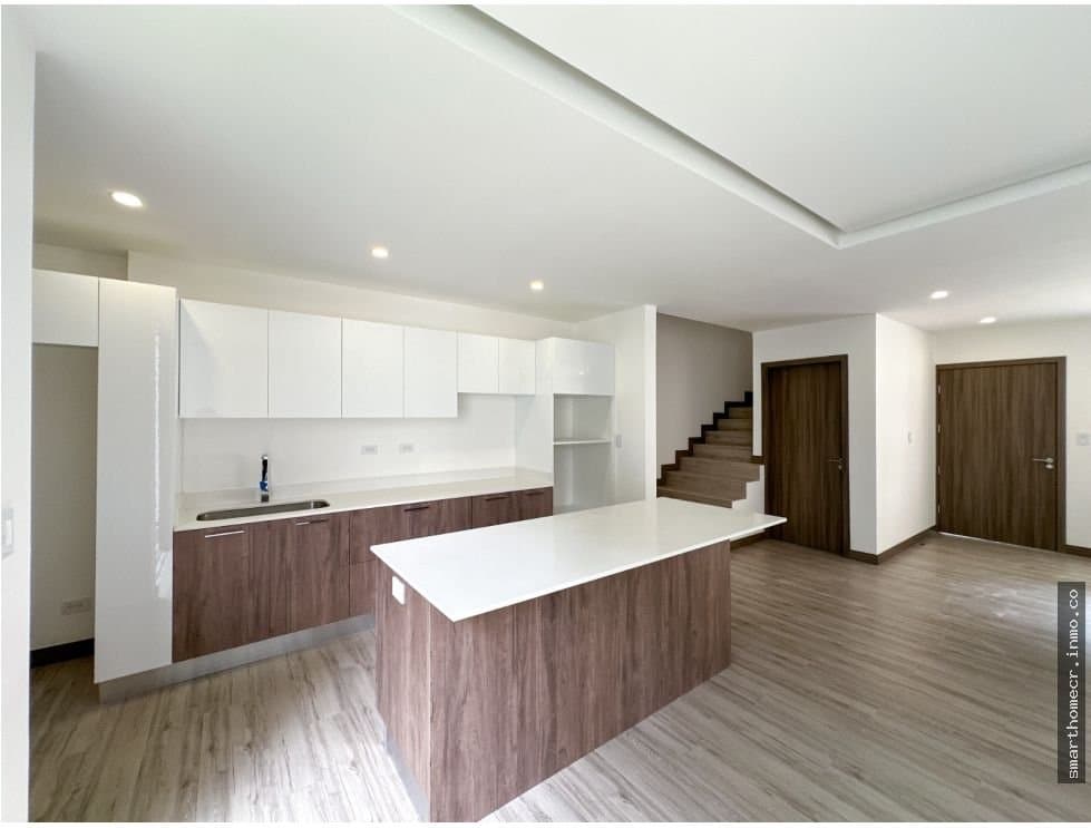 Alquiler de casa en condominio san antonio urbano, escazú