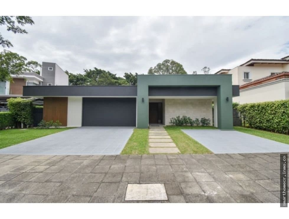 Venta de casa en valle del sol