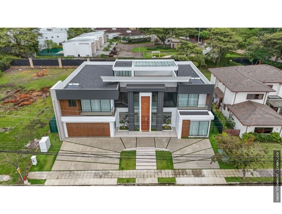 Venta de casa de lujo en valle del sol