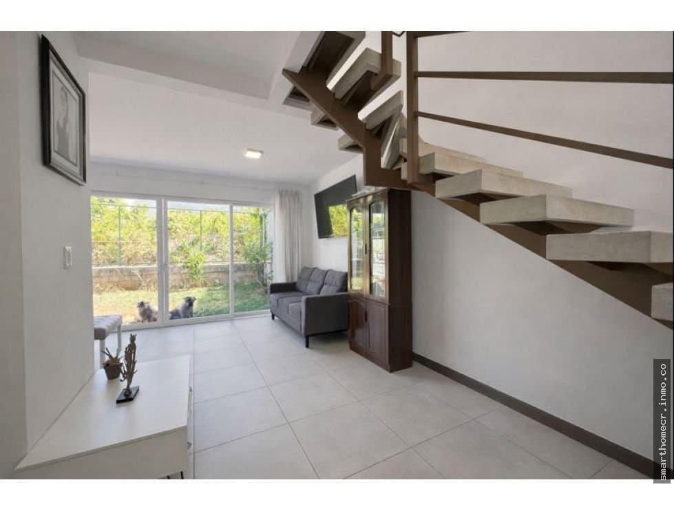 Alquiler de casa en condominio caoba – ciudad colón