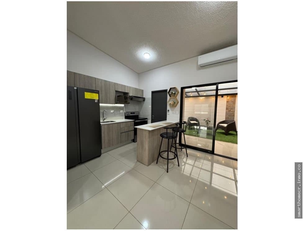 Alquiler de casa en condominio lindora 1 planta